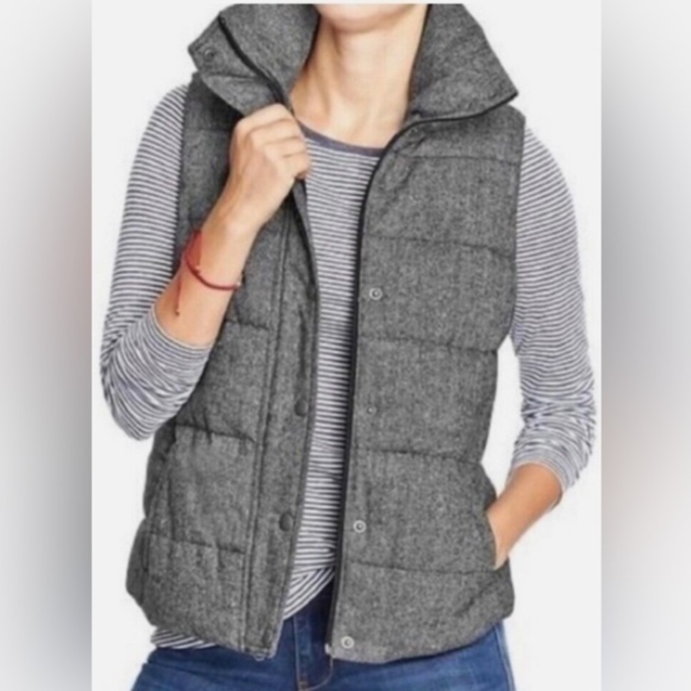 Old Navy Women's Gray Wool Blend Tweed Zip-Up Sleeveless Puffer Vest Siz…